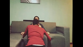 Preview 3 of Xxx Telugu Antys - Saboreando la verga de mi macho en el sof&aacute_.