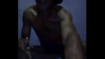 Preview 4 of Bangladeshi Vounkori Nari - De nuevo yo activo gente bella. Este putito les env&iacute_a besitos,  no sean malos besarme y follenme es lo que pido