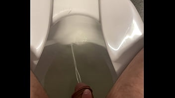 Preview 2 of Www Jabrdst Xxx Com - I took 3 massive pisses in the airport ?
