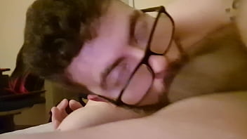 Preview 1 of Sex Pawnshop - Oso peludo me folla la boca hasta correrse en mi garganta