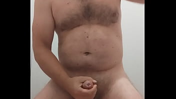 Preview 4 of Robri Home - VID 373 Ma masturbez si imi beau pisatul si sperma (5min)