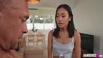 Preview 1 of Jungle Wali Film Bhojpuri Sexy - Jade Kimiko In Innovative Massage Techniques With Peter Fitzwell