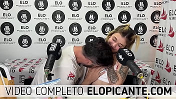 Preview 4 of Egyptian Ducomentary Movies - ELO PODCAST CHUPA LAS TETAS NATURALES DE MILE GOMEZ