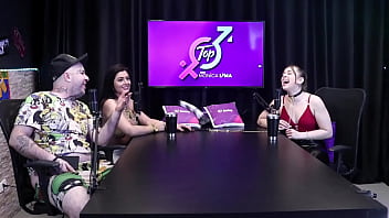 Preview 1 of Je Tai - Safada faz um boquete deixando o pau molhadinho - Evelyn Zain (SHEER/RED)