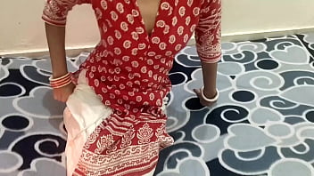 Preview 3 of Xxx Videos 2x - Desi Indian village bhabhi ne khula parlour officer ko Rishwat na Dene par aapni gaand marwai xxx Hd in Hindi audio