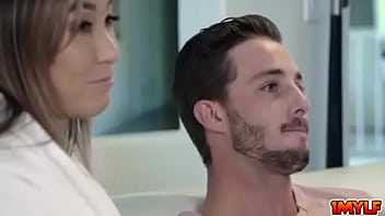 Preview 1 of Anna Tatangelo Porno Video - Scary Movies Make Her Horny2.mp4