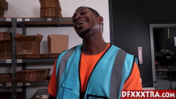 Preview 2 of Saxci Xxxx Film Video - Big cock black guy taking care of the package and of the horny teens Sonny McKinley pussy