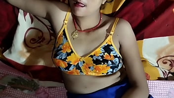 Preview 2 of Arab Girls Pussy Licking - माइके से आई भाभी की चीखें निकाल दी रात भर पेला