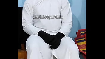 Preview 2 of Kate Winslet Broke - Zentai crossdresser burqa hijab mask  visit Mistress home