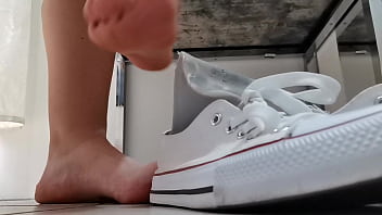 Preview 4 of Noell Anal - Dirty feet and dirty insoles for your Italian giantess in public shop - Dirty and sweaty feet all to worship