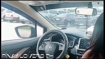 Preview 2 of Novinho Paja Gay - Scandal kinantot ang saleslady ng mall sa parking lot, bago pumasuk sa trabaho