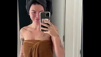 Preview 1 of Hight Milfed - Wanna see my boobs