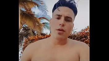 Preview 2 of Hotel Sex Son And Mother - Tu le tiras al dm y ella loca conmigo