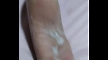 Preview 3 of Fuck By A Girl - P&eacute_s Naty melado pelo marido solinhas hidratas