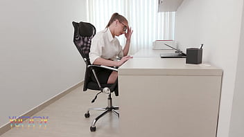 Preview 1 of Wwwxxxhindi Desi Movies In - Hot secretary Larissa Leite assfucked by 5 guys with DP,  DAP and Piss Drinking