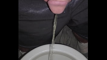 Preview 2 of Casting Follada - Middle of the night pee