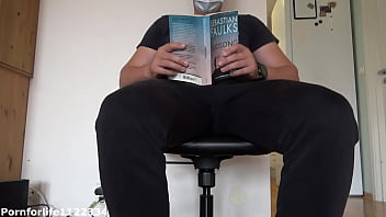 Preview 1 of Black Cook Full Veadio Mom - I like to seduce my nerdy stepbrother while he is reading and then ride his hard cock until he cums