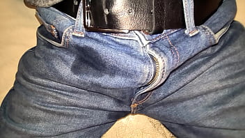 Preview 2 of Hegreart Creampie - Peeing in my pants