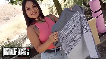 Preview 1 of Video Borno Anak Barawan - Sexy Amateur Catalina Devil Takes Jordi El Hard Dick POV Outdoors - MOFOS