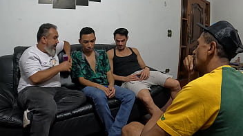 Preview 2 of Jazy Berlin Threesome - Pedro Ferraz vem gravar pela primeira vez e ser&aacute_ que ele vai topar?