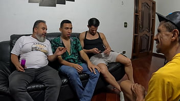 Preview 3 of Jazy Berlin Threesome - Pedro Ferraz vem gravar pela primeira vez e ser&aacute_ que ele vai topar?