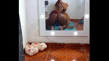 Preview 1 of Xxxxux Vxxxide - Perd&iacute_mos la apuesta con mi hermanastra ahora nos toca follar en un motel