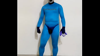 Preview 1 of Boy Xxx 2018 - Zentai exercise bij gym Spandex body suit