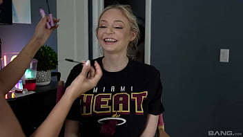 Preview 1 of Porn 9taxi - Pretty And Raw - PAWG Hottie Blonde Jenna Fireworks Ends Up Fucked By Two Massive Cocks