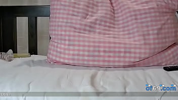 Preview 4 of Jordi And A - A Hot MILF Squirts Live With Pink Dildo