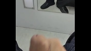 Preview 1 of Vlxx Com Dai Loan - cum in fittingroom