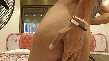Preview 1 of Cum Fire - أحححححح طيزي مولعة وممحونة كتيييييير