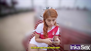 Preview 1 of Sisters Doble - Joven pelirroja peruana de vagina estrecha es pillada y manoseada por las calles de Lima Per&uacute_