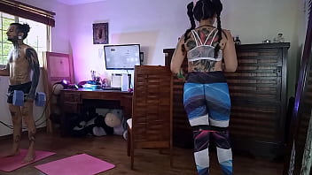 Preview 2 of Paris Biuty - After training I show you my sweaty ass and I wink at you with my anus