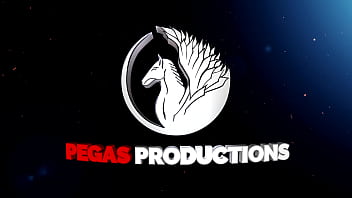 Preview 1 of Latina Romi Rain - Pegas Productions - Coco Ivy D&eacute_fonc&eacute_e par le Menuisier