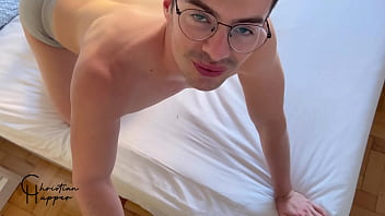 Preview 1 of Amazing Pre Cum - Ga&uacute_chos curtindo gostoso de manh&atilde_,  muito pauz&atilde_o no rabo. (Dispon&iacute_vel para assinantes)