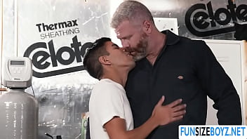 Preview 1 of Porn Xx Locle - Gay Milo gets analed by plumber in basement