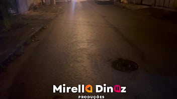 Preview 1 of Coco Valentina Vs Bbc - MOTOBOY VEIO FAZER UMA ENTREGA ESPECIAL PARA A MIRELLA DINIZ