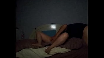 Preview 2 of Xvideosfuck Little Lady - Abro de piernas a la morena para picarle con los dedos su panocha