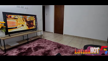 Preview 1 of Margo Oz - Mi Linda Shobrina me Muestra como le Queda su Nuevo Traje de Ba&ntilde_o y Yo me Aproveche de su Inocencia  full sexo con su enorme culo le dejo fulll de semen en su co&ntilde_o - Latina Hot5