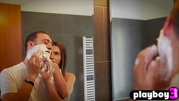 Preview 1 of Xxx Bedo Hinde - Sexy MILF Alexis Brill just wanted an early morning sex with her big cock boyfriend Pablo Ferrari