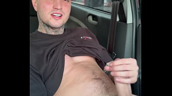 Preview 4 of Son Romance Stepmom - Solo - Punheta No Carro