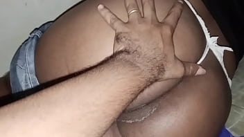 Preview 2 of New Xxx Svideos Hot Yoga 2018 - Bbw crente da bunda grande deixa seu entiado foder sua buceta gostosa achando que era o marido