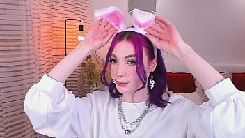 Preview 1 of Fuck His Own Hot Sexy Mom - Let me touch your shirt so I can tell you if it&rsquo_s boyfriend material.