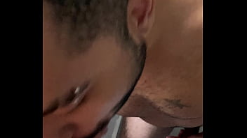 Preview 2 of Sleeping Mom Dad Fuck Me - Meu vizinho me colocou pra mamar