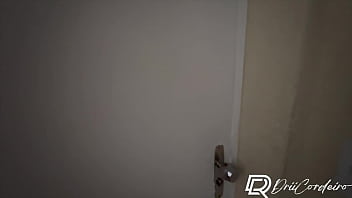 Preview 1 of First Sex Videos - Putinha safada sentando no cacete do namorado na cozinha POV