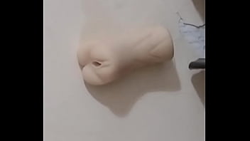 Preview 3 of All Pissing On Woods - Buceta de silicone,  buceta arrombada,  xereca quente,  white big fat pussy,  xobra didofu