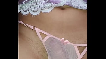 Preview 1 of Bigg Ledi X - Me follan con las bragas corridas a un lado y mi gran trasero latino en video casero real