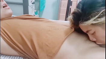 Preview 2 of Wife On A Beach - Shit sa sumobu at umibabaw ng kapitbahay,  Pinutukan sa pekpek nya