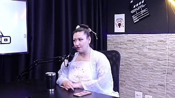 Preview 4 of 4horny Bbw - Voc&ecirc_ n&atilde_o imagina quem contou tudo para minha fam&iacute_lia - Agatha Ludovino no SensualCast #Podcast completo no RED e no SHEER