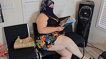 Preview 2 of Indian Bhabhi Porn Sex Her Devar - The doctor thought it was better to penetrate my pussy with his tongue &amp_ cock and than to prescribe medicine (hijab,  Muslim)